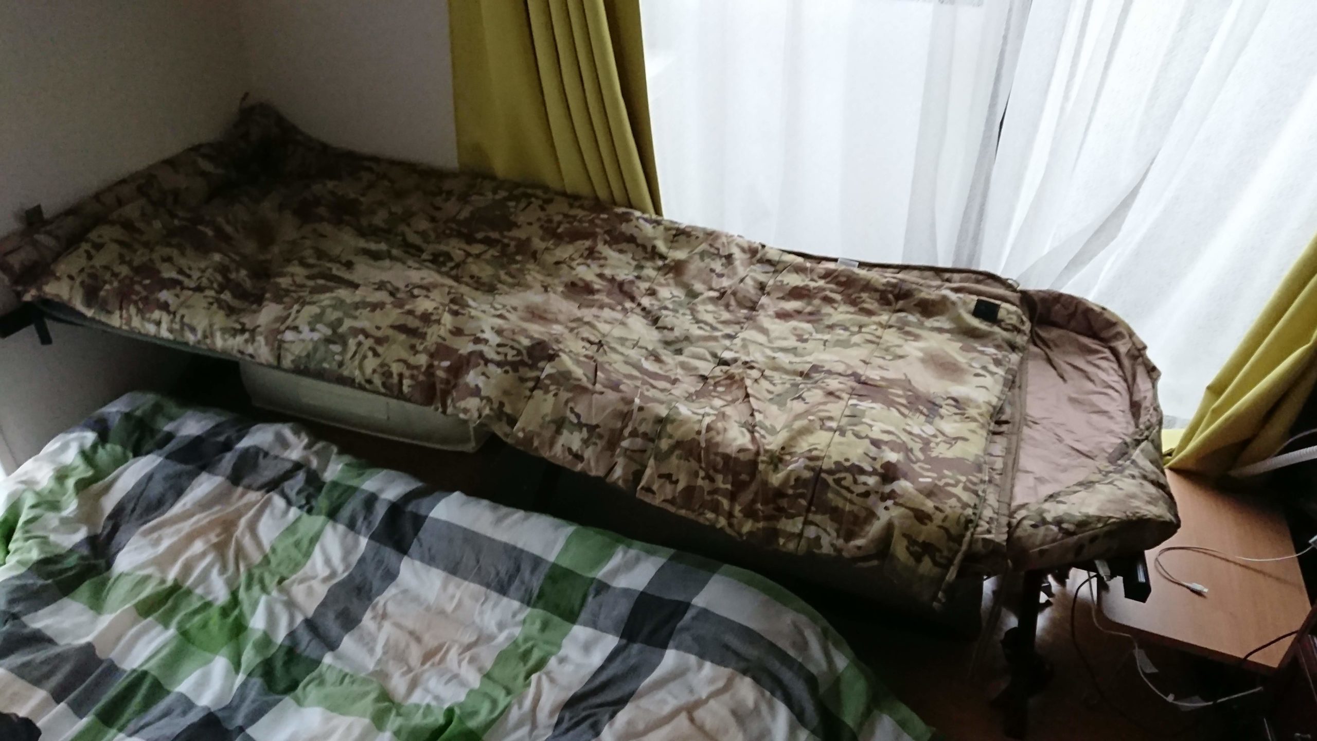家の寝床がロゴス グランベーシック EZアッセムコット+スナグパック 